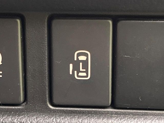 �y�p���[�X���C�h�h�A�z�X�}�[�g�L�[��^�]�Ȃ̃X�C�b�`�ŃX���C�h�h�A�̊J���\���d��������͂����ăh�A���J����K�v�������A���������q�l�ł��A�d���ו��������Ă��鎞�����N�ɊJ���߂ł��܂���