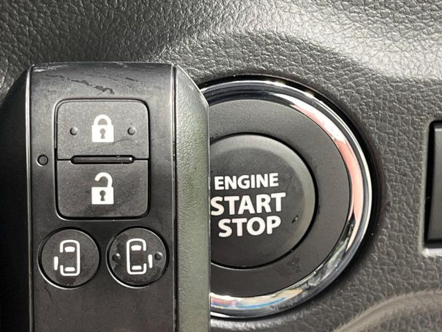 �y�L�[���X�X�^�[�g�V�X�e���z�J�o����|�P�b�g�ɓ��ꂽ�܂܂ł��h�A�̎{���E�������\�ȃX�}�[�g�L�[�𑕔��B�G���W���̃I���E�I�t�����J�M�����o���K�v����������Ƃ��Ă��֗��ł���