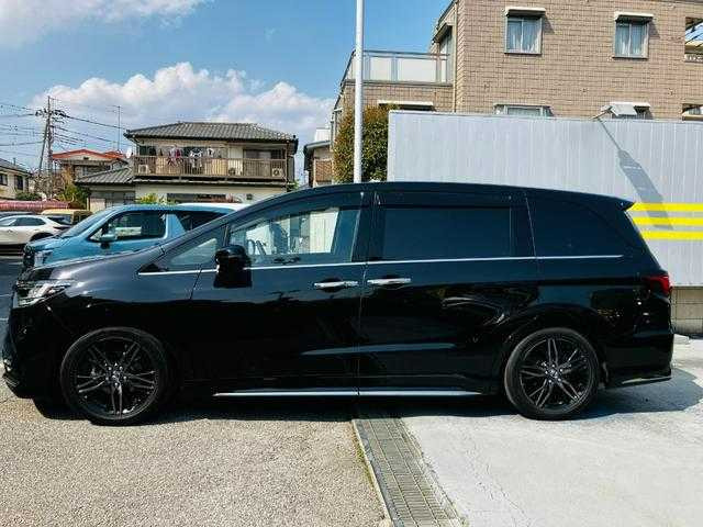 オデッセイ2.0 e:HEV アブソルート EX