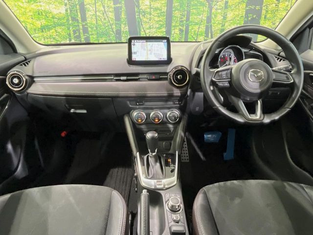 デミオ1.3 13S ツーリング Lパッケージ