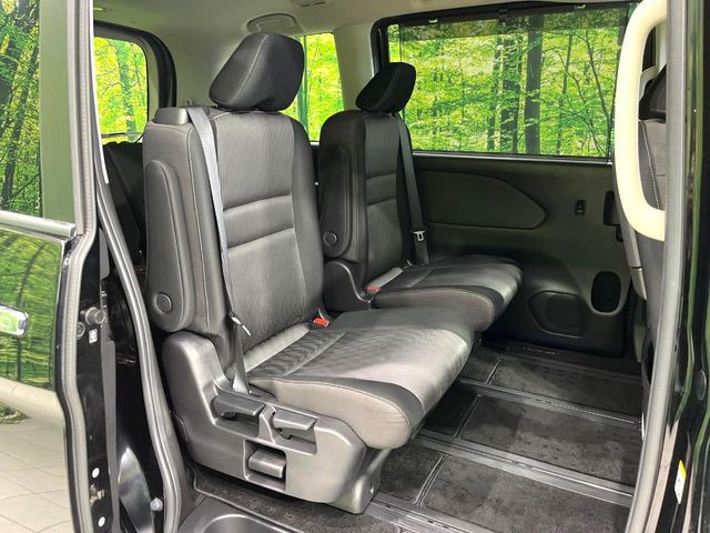 ���ڒ����̓E�H�[�N�X���[�ƂȂ��Ă���܂��B���ڂƎO��ڂ̈ړ�����~�肪�Ƃ��Ă��y�ɂȂ�̂ŁA���~��̍ۂ��X�g���X�������邱�Ƃ͂���܂����