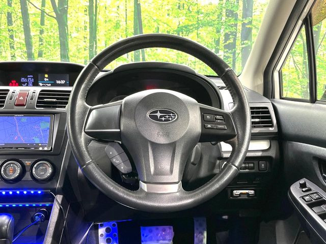 �y�����v�����X�e�A�����O�z�㎿�Ȋv���g�p���邱�ƂŁA��ɂ����������݂ƂĂ��^�]���₷���n���h���ł���