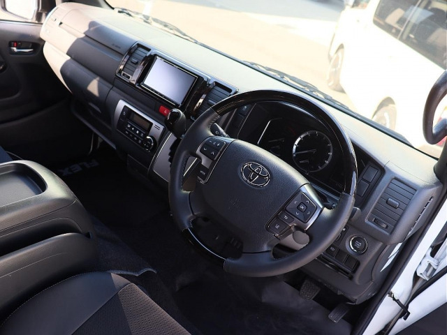 ハイエースバン2.8 スーパーGL ダークプライムII ロング ディーゼル 4WD