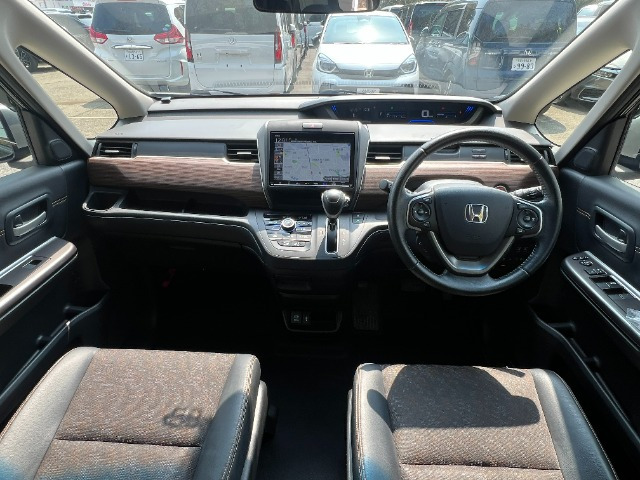 フリード+1.5 クロスター ホンダセンシング