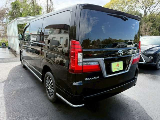 気になるお車がありましたら右の電話番号から直接お店にお問い合わせください。支払方法から車両情報、状態までなんでもご説明させて頂きます。スタッフ一同ご連絡お待ちしております。