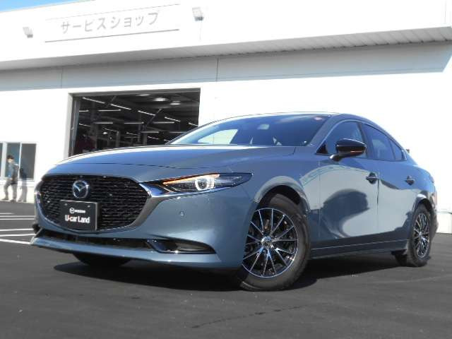 MAZDA3セダン
