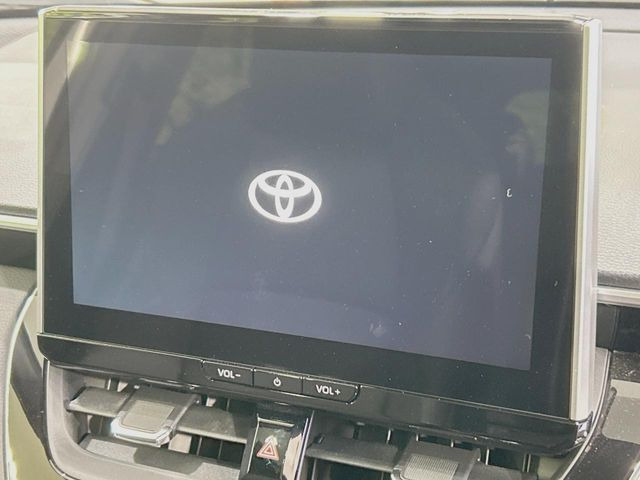 �y10.5�C���` �f�B�X�v���C�I�[�f�B�I�z���ʂ̃f�B�X�v���C��AppleCarPlay��AndroidAuto�����p�\�B�傫�ȉ�ʂŃX�}�z�i�r�A�v���������p���������܂���