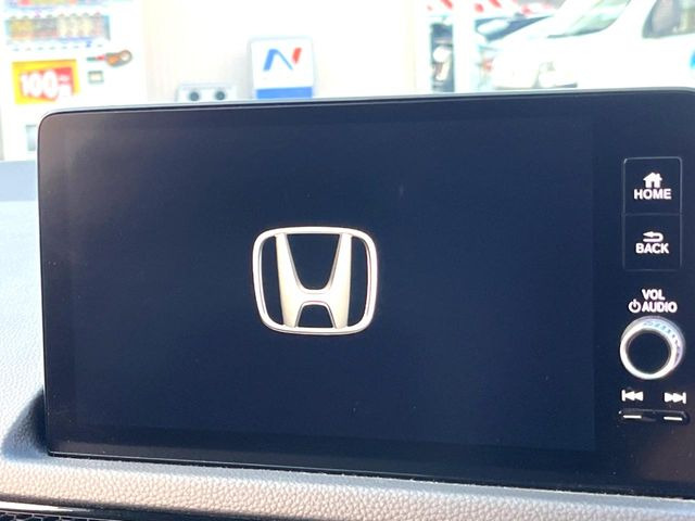 【9インチ ホンダコネクトディスプレイ】視認性の高い大画面ディスプレイでナビの使用や、お持ちのスマートフォンと連携したbluetoothでの音楽再生が可能です♪