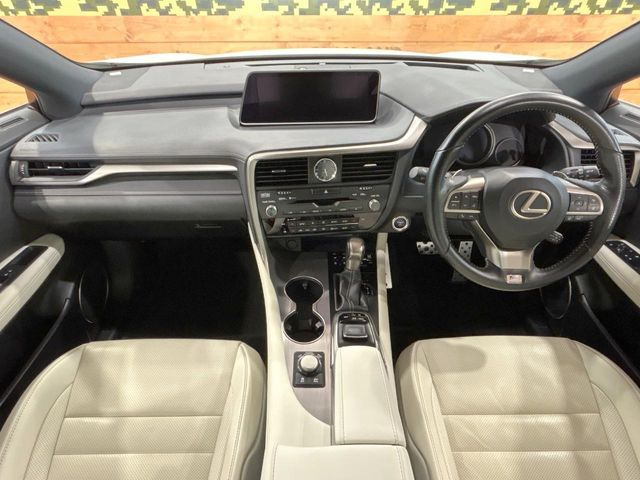 RX450h Fスポーツ