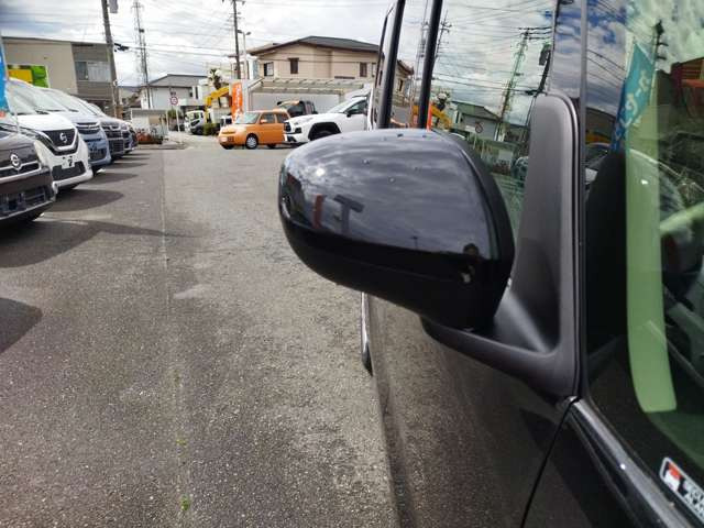 届出済未使用車とは初度届出された車輌で、使用または運行等に供されていない中古車です!