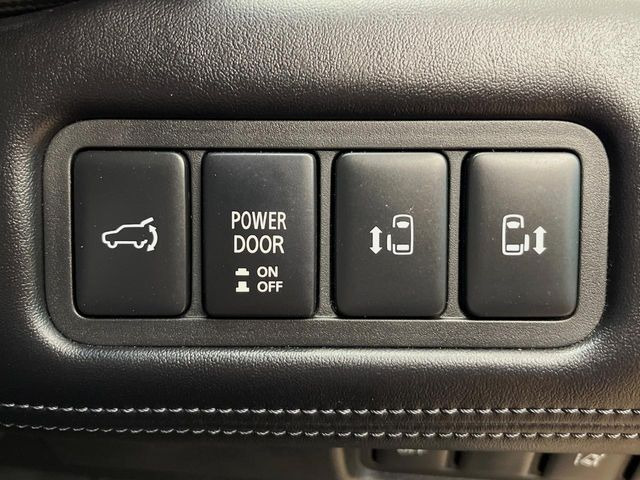 �y�����p���[�X���C�h�h�A�z�X�}�[�g�L�[��^�]�Ȃ̃X�C�b�`�Ō�ȗ����X���C�h�h�A�̊J���\���d��������͂����ăh�A���J����K�v�������A�����Ȃ��q�l�ł��ȒP�ɊJ���߂ł����K�ł���