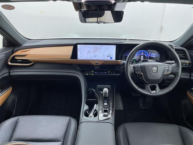 クラウンクロスオーバー2.4 RS E-Four advanced 4WD