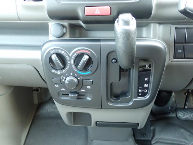 �V�t�g�ƃG�A�R���ł��B�_�C�������̃}�j���A���G�A�R���ɂȂ�܂��B�V���v���Ŏg���₷��!