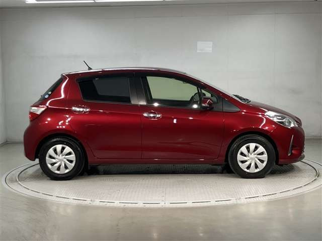 ヴィッツ1.3 F セーフティ エディションIII