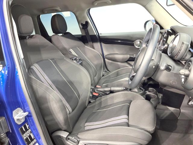 ���V�[�g�̎g�p��:�j��E�ւ�������Ȃ��A�����̒ʂ肫�ꂢ�ȏ�Ԃ��ێ����Ă���܂��B�܂��A�����N���[�j���O�E�R�[�e�B���O�����p�����������܂��B