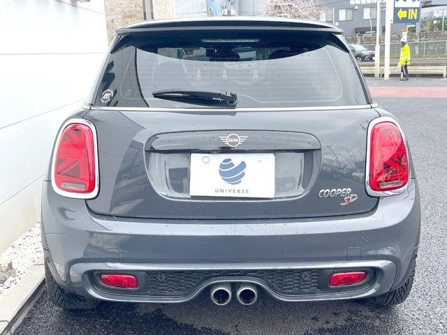 �����X�ł͑�O�ҋ@�ւɂ��ԗ��i���Ӓ�𓱓����A�C�����Ԃ�r���B�Ӓ菑�����s����܂��̂ŁA�ς��ƌ��������ł͕�����Ȃ��ӏ��܂Ŕ[��������ł��������������܂��B���ꕔ�����{�̏ꍇ���������܂��B