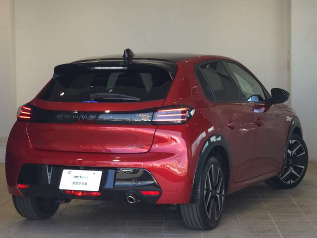 208GT ハイブリッド