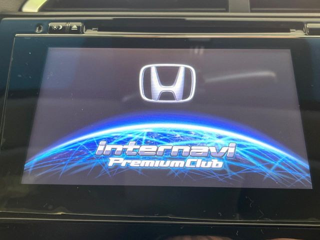 シャトル1.5 ハイブリッド Z