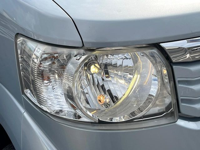ヘッドライトやテールランプ&アルミホイール等の各種コーティングもオススメしております。レンズ部分の黄ばみや汚れを抑え、きれいな状態をメンテナンスレスで保てます♪