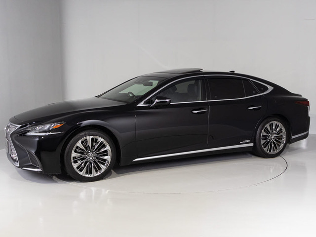 ノイズリダクション機能付きのオプション20インチアルミ!