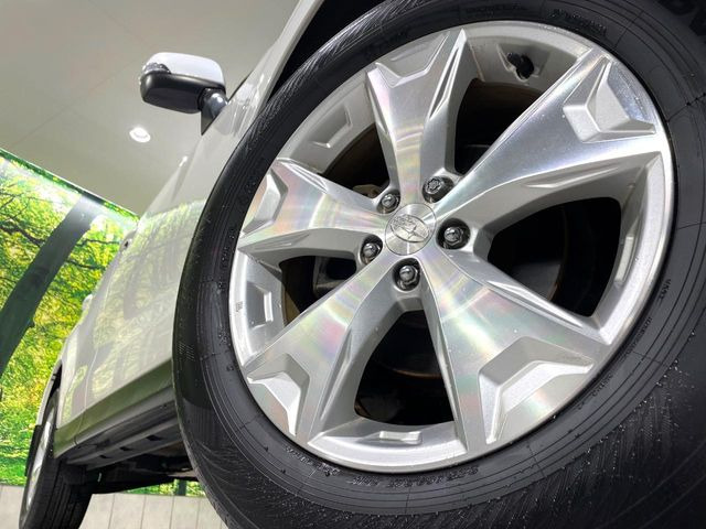 �y����17�C���`�A���~�z�C�[���z�O�ςɃ}�b�`���������A���~�z�C�[���𑕒����Ă���܂��B�e��ЊO�A���~�z�C�[����A�X�^�b�h���X�^�C�����戵�����Ă���܂��B���񂲑��k����������