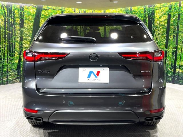 安心の最長10年・走行無制限保証(有償)をご用意。保証内容も充実はもちろん、無料点検&オイル交換や、年中無休の全国・24時間ロードサービスも付帯されておりますのでご安心下さい。