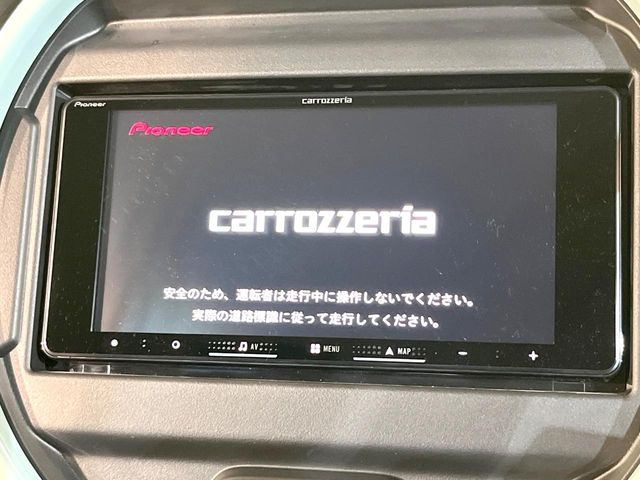 【ナビゲーション】使いやすいナビで目的地までしっかり案内してくれます。各種オーディオ再生機能も充実しており、お車の運転がさらに楽しくなります!!