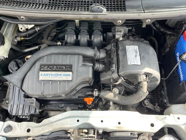 親切・丁寧な専門メカニックスタッフが応対!・車検・点検整備・事故等の修理などアフターサービスも安心。お車のカスタマイズもネクステージのサービススタッフまでご相談ください!