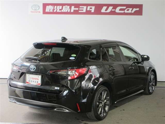 カローラツーリング1.8 ハイブリッド W×B