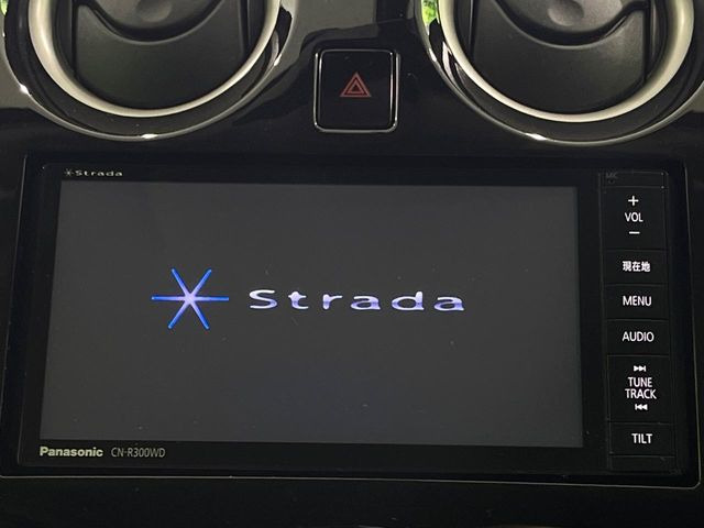 �y�i�r�Q�[�V�����z�g���₷���i�r�ŖړI�n�܂ł�������ē����Ă���܂��B�e��I�[�f�B�I�Đ��@�\���[�����Ă���A���Ԃ̉^�]������Ɋy�����Ȃ�܂�!!