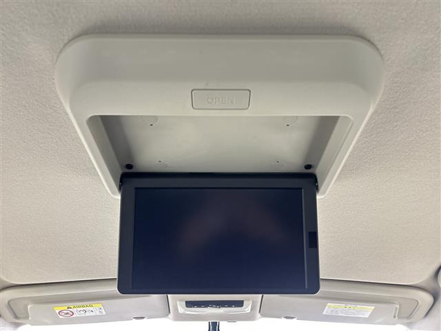 セレナ1.2 e-POWER ハイウェイスターV