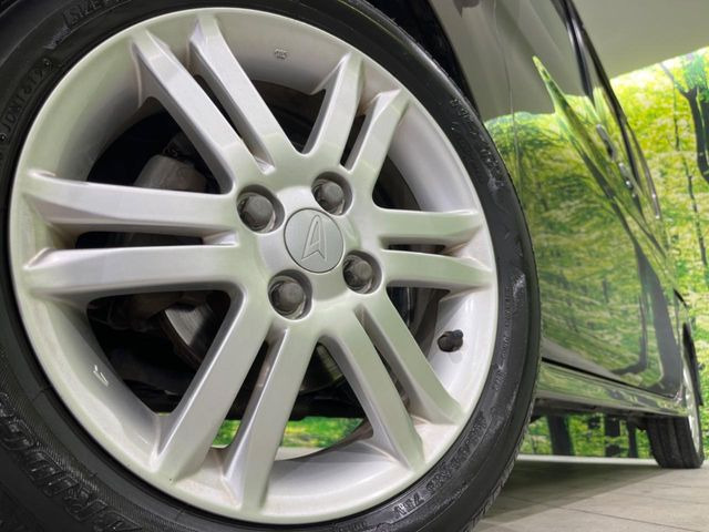 �y����14�C���`�A���~�z�C�[���z�O�ςɃ}�b�`���������A���~�z�C�[���𑕒����Ă���܂��B�e��ЊO�A���~�z�C�[����A�X�^�b�h���X�^�C�����戵�����Ă���܂��B���񂲑��k����������