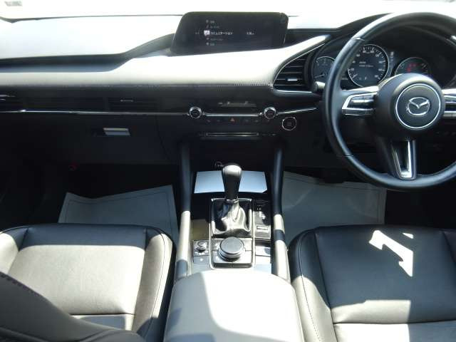 MAZDA3セダン2.0 20S Lパッケージ