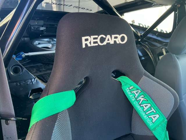 気になるお車がありましたら右の電話番号から直接お店にお問い合わせください。支払方法から車両情報、状態までなんでもご説明させて頂きます。スタッフ一同ご連絡お待ちしております。