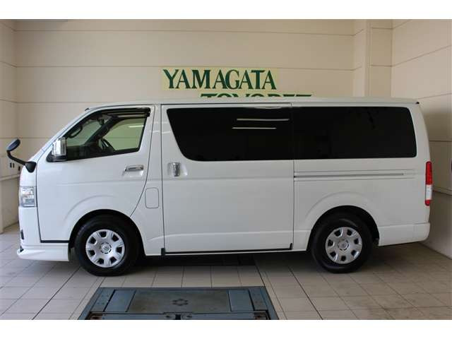 ハイエースバン