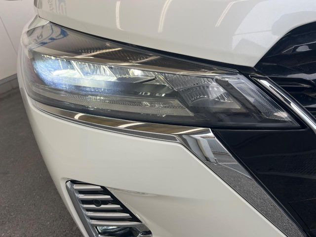 �yLED�w�b�h���C�g�z���V����ԑ��s�����ǍD�Ȏ��E���m�ۂ����S���ĉ^�]�ł��鍂�P�xLED�w�b�h���C�g�𑕔�!�_�����x�������A����d�͂��}�����Ă��܂��B