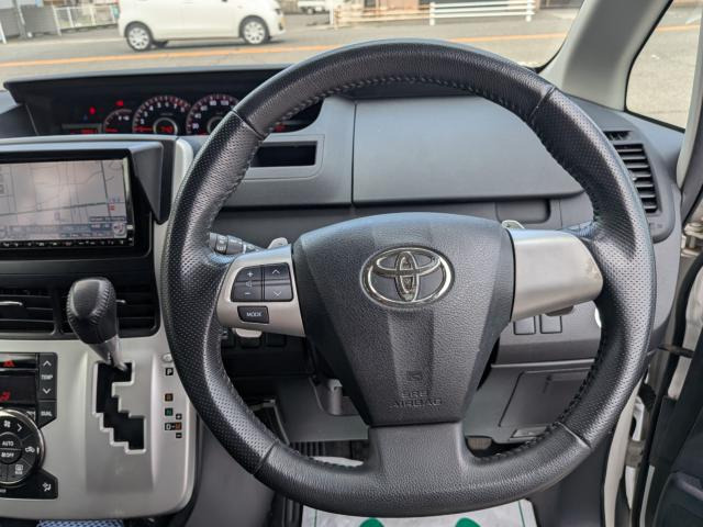 ヴォクシー2.0 ZS 煌