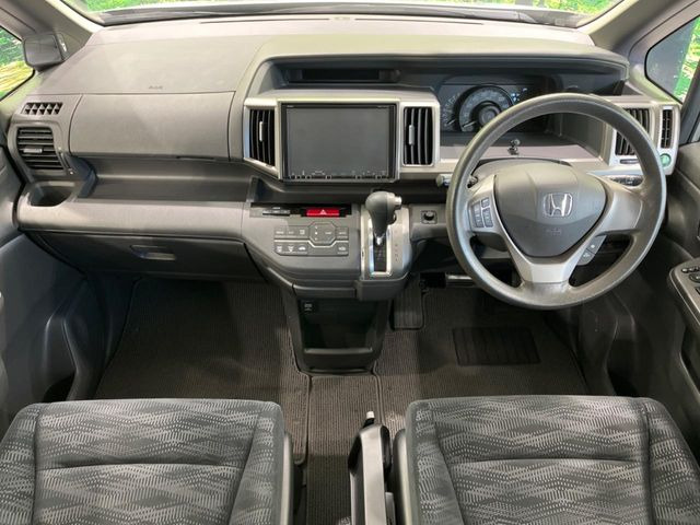 ステップワゴン2.0 G E セレクション