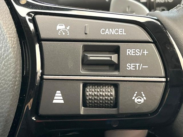 �y�A�_�v�e�B�u�N���[�Y�R���g���[���z�������H�ł̒��������s���y��!!�����ő��x��ۂN���[�Y�R���g���[�����A�Փˌy���V�X�e���ƘA�g���A�O���̎ԗ������m���ĎԊԂ�ۂ悤�ɑ��x���߂��Ă���܂�!!