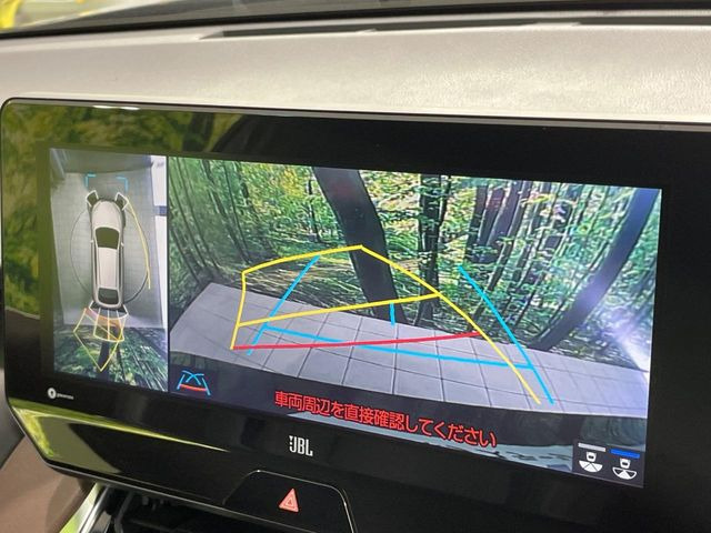 �y�p�m���~�b�N�r���[���j�^�[�z��p�̃J�����ɂ��A�ォ�猩���낵���悤�Ȏ��_��360�x�N���}�̎��͂��m�F���邱�Ƃ��ł��܂������p�������m�F���₷���A�����ꏊ�ł̐؂�Ԃ��⒓�Ԃ��X���[�Y�ɍs���܂��B