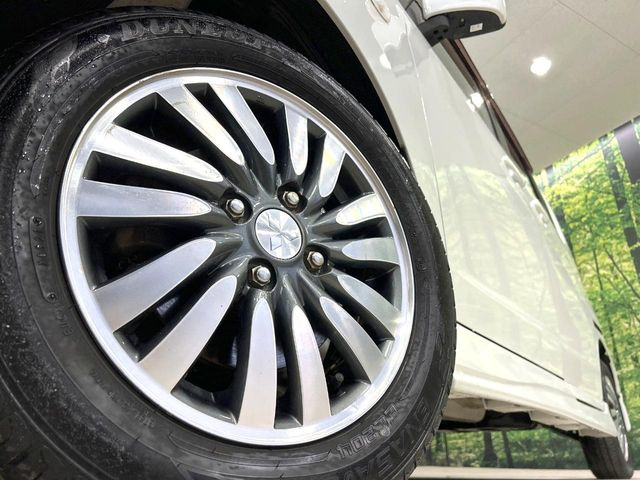 �y����14�C���`�A���~�z�C�[���z�O�ςɃ}�b�`���������A���~�z�C�[���𑕒����Ă���܂��B�e��ЊO�A���~�z�C�[����A�X�^�b�h���X�^�C�����戵�����Ă���܂��B���񂲑��k����������