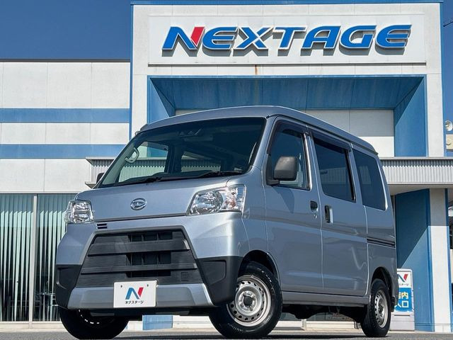 ☆全国のネクステージからお取り寄せが可能※!遠方の店舗に展示してあるクルマが気になる場合も、最寄りの店舗でご覧いただくことが可能です!是非私たちに要望をお聞かせください!※別途費用