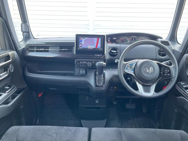 N-BOXカスタムG L ホンダセンシング