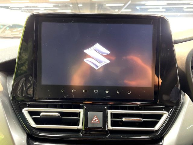 �y����9�^�i�r�z�l�C�̏����i�r�𑕔��B�I�[�f�B�I�@�\���[�����Ă���ABluetooth�ڑ�����΂������̃X�}�z��MP3�v���C���[�̉��y���Đ��\!�����̉^�]������Ɋy�����Ȃ�܂�!!