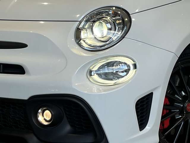 アバルト595コンペティツィオーネ