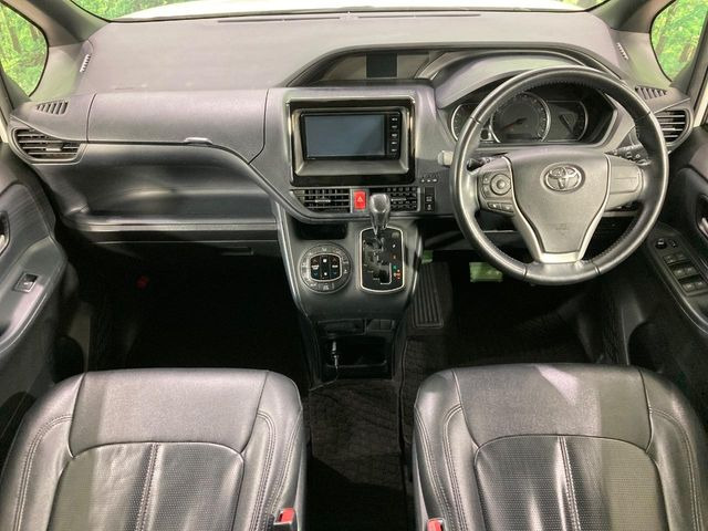 ヴォクシー2.0 ZS