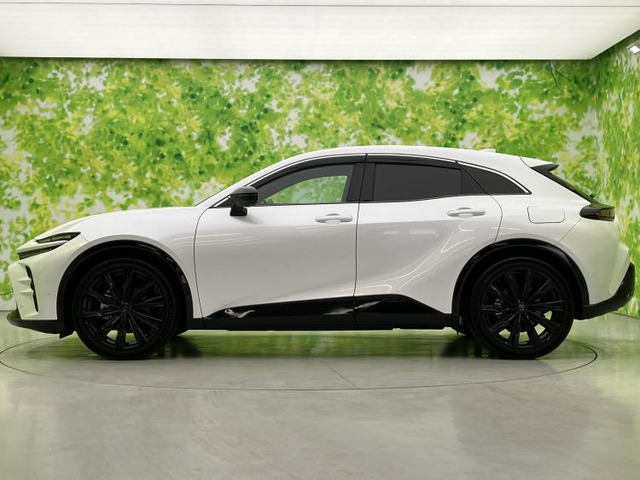 クラウンスポーツ2.5 Z E-Four 4WD