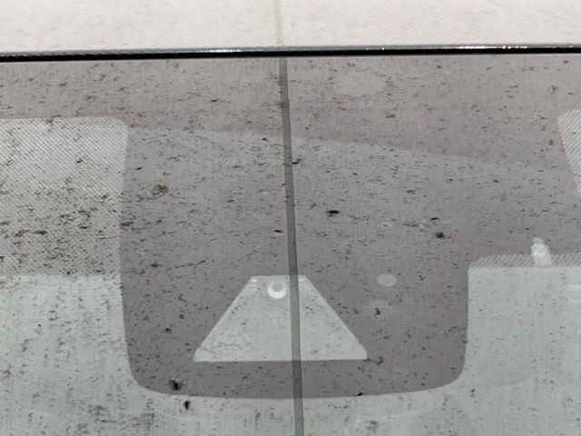 �y�g���^�Z�[�t�e�B�Z���X�z���s���ɑO���̎ԗ�����F�����A�Փ˂������Ȏ��͌x��ƃu���[�L�ŏՓˉ���Ɣ�Q�y�����A�V�X�g�B�����S�Ƀh���C�u�����y���݂��������܂��B