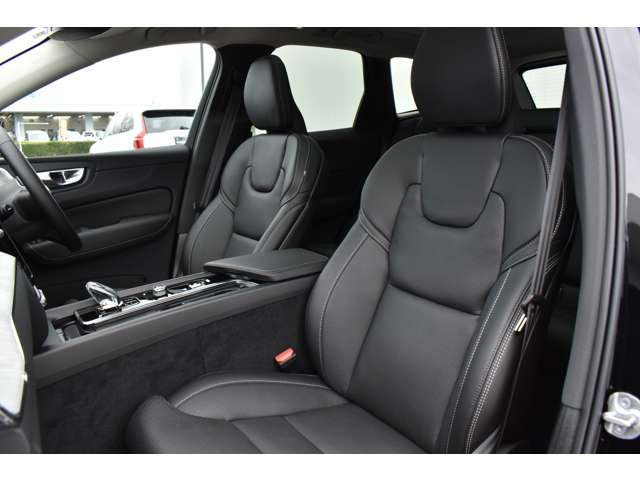 XC60ウルトラ B5 AWD 4WD