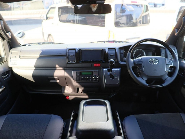 ハイエースバン2.8 スーパーGL ダークプライムII ロング ディーゼル 4WD